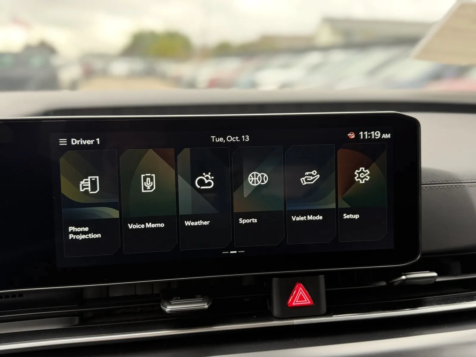Used 2026 Kia Carnival FWD image 31