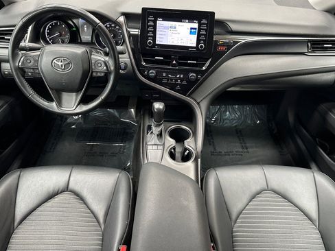 Used 2023 Toyota Camry SE w/ Convenience Package FWD image 17