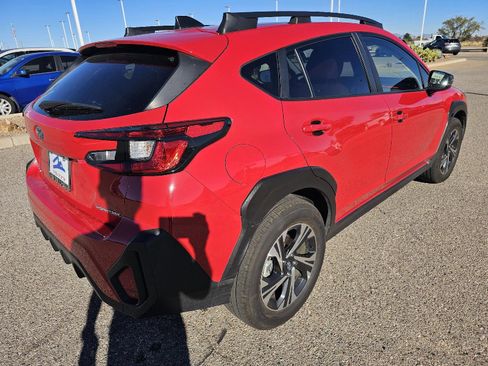 Used 2024 Subaru Crosstrek 2.0i Premium image 5