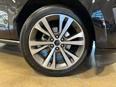 Used 2021 Ford Expedition Max Platinum image 10