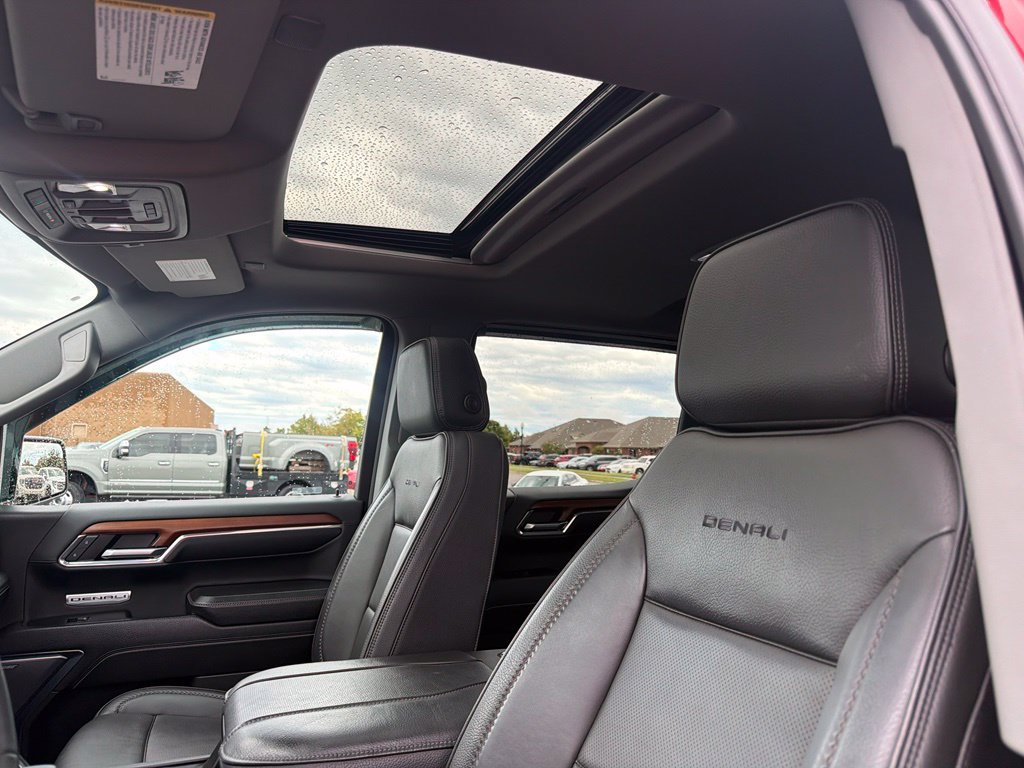 Used 2023 GMC Sierra 1500 Denali w/ Denali Reserve Package AWD/4WD image 28