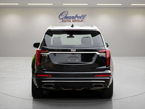 Used 2024 Cadillac XT6 Luxury w/ LPO, Floor Liner Package AWD/4WD image 5