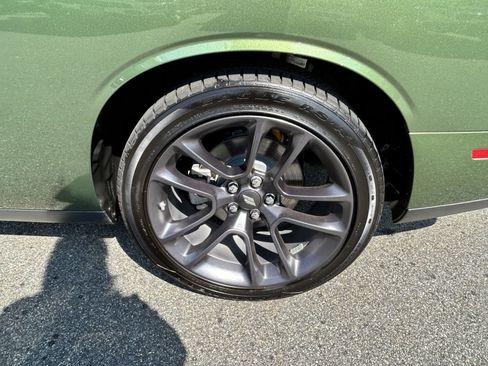 Certified 2022 Dodge Challenger R/T w/ T/A Package RWD image 8
