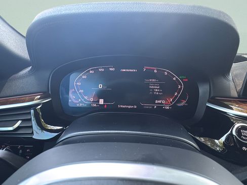 Used 2020 BMW M550i xDrive w/ Executive Package AWD/4WD image 14