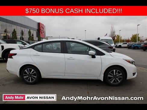 New 2025 Nissan Versa SV w/ Trunk Package FWD image 3
