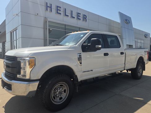 Used 2017 Ford F350 XL w/ Power Equipment Group AWD/4WD image 3