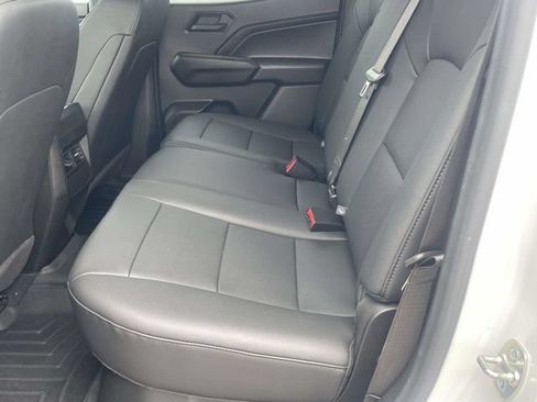 Used 2024 Chevrolet Colorado Trail Boss w/ Advanced Trailering Package AWD/4WD image 12