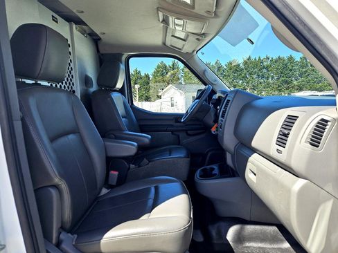 Used 2019 Nissan NV 1500 S image 26
