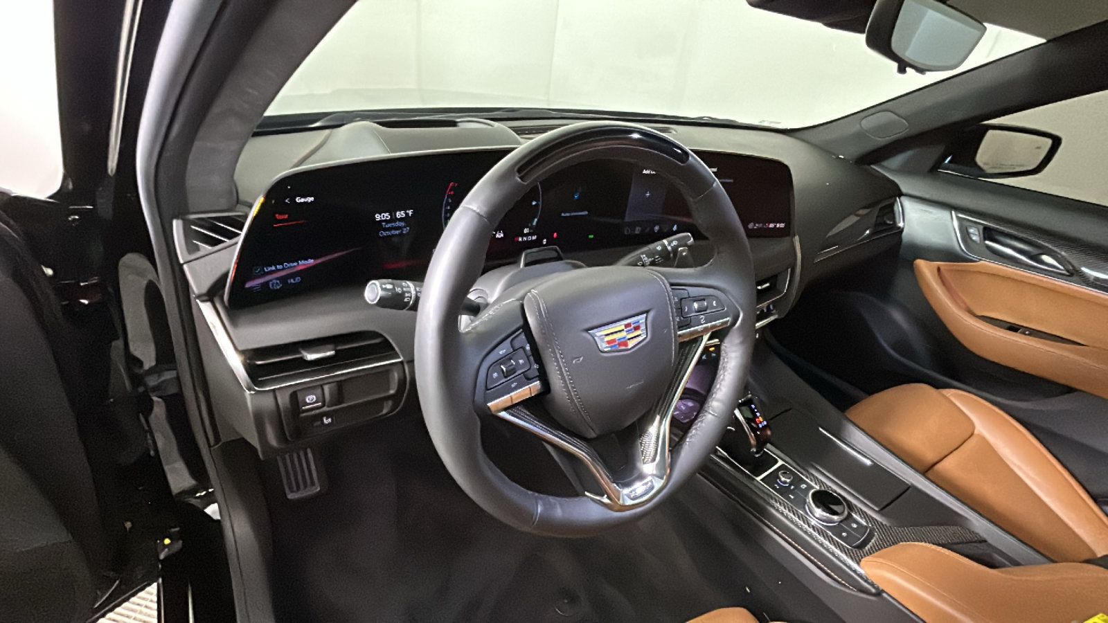Used 2026 Cadillac CT5 V w/ Platinum Package AWD/4WD image 17