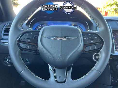 Used 2023 Chrysler 300 S image 33