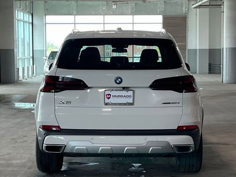 Used 2025 BMW X5 xDrive50e AWD/4WD image 8