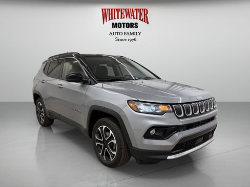 Used 2022 Jeep Compass Limited w/ Sun and Sound Group image 5
