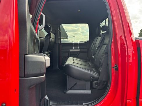 Used 2021 Ford F250 Lariat w/ Lariat Ultimate Package AWD/4WD image 22