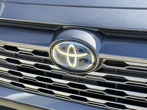 Used 2020 Toyota RAV4 XSE w/ XSE Grade Weather Package image 7