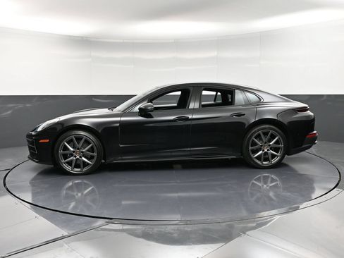 Certified 2025 Porsche Panamera 4 AWD/4WD image 2