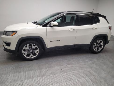 Used 2019 Jeep Compass Limited FWD image 2