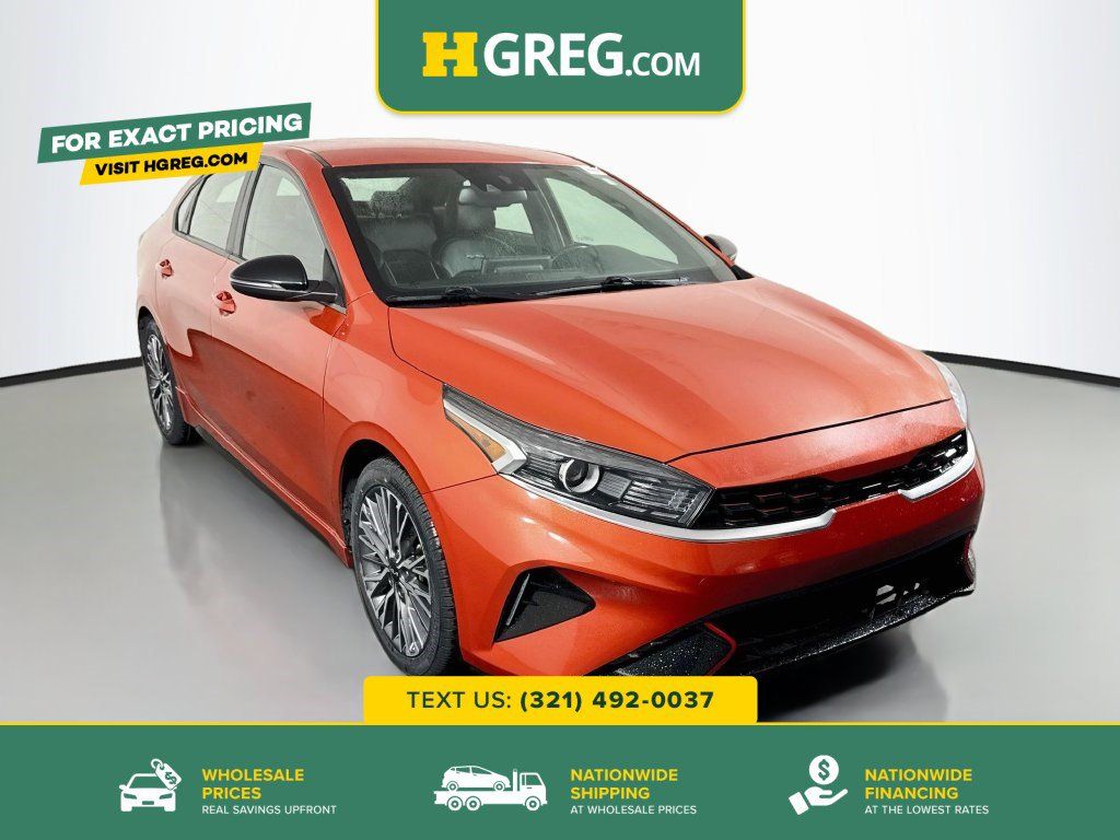 Used 2022 Kia Forte GT-Line w/ GT-Line Technology Package FWD image 1