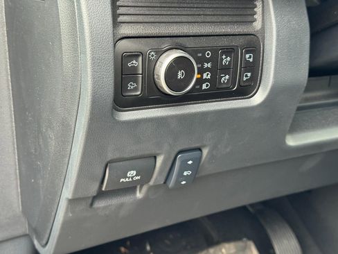New 2025 Ford F350 Lariat w/ Lariat Ultimate Package image 13
