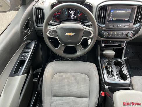 Used 2020 Chevrolet Colorado W/T w/ WT Convenience Package RWD image 16