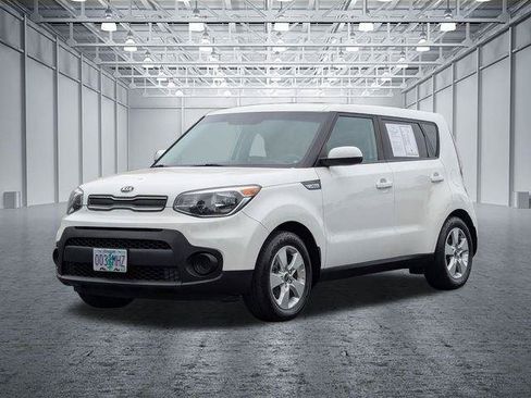 Used 2018 Kia Soul FWD image 9