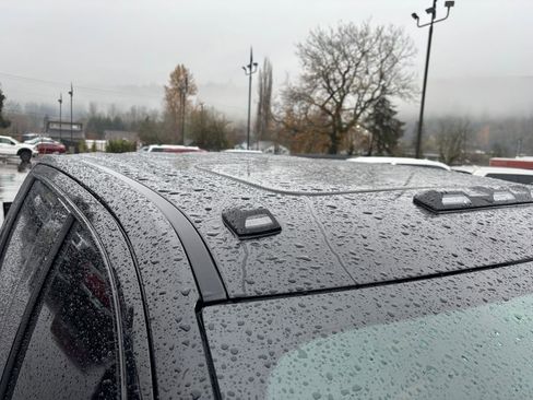 Used 2024 GMC Sierra 2500 AT4 w/ AT4 Premium Plus Package image 30