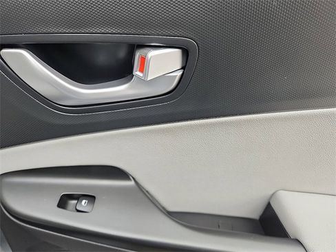 Certified 2023 Hyundai Kona Limited w/ Cargo Package image 33