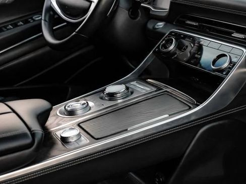 Used 2024 Genesis GV80 2.5T image 30