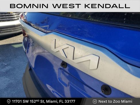 Used 2023 Kia Seltos EX image 10