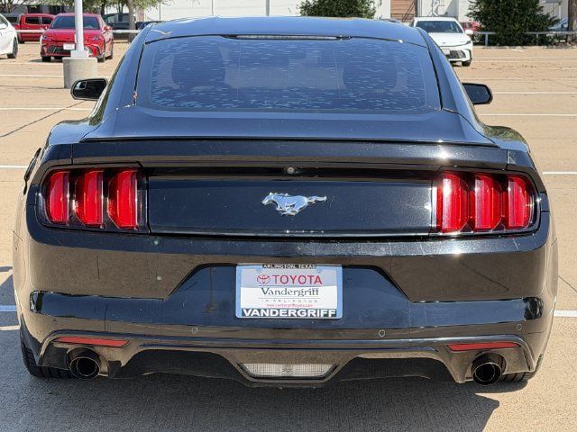 Used 2015 Ford Mustang Coupe RWD image 5