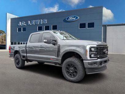 New 2026 Ford F350 Lariat w/ Black Appearance Package