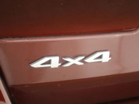 Used 2024 Jeep Grand Cherokee Limited w/ Luxury Tech Group II AWD/4WD image 54