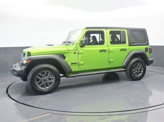 Used 2025 Jeep Wrangler Sport S video 2