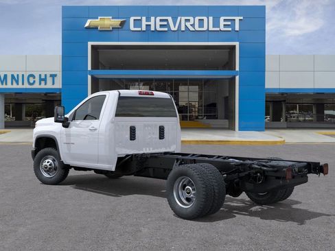 New 2025 Chevrolet Silverado 3500 W/T image 3