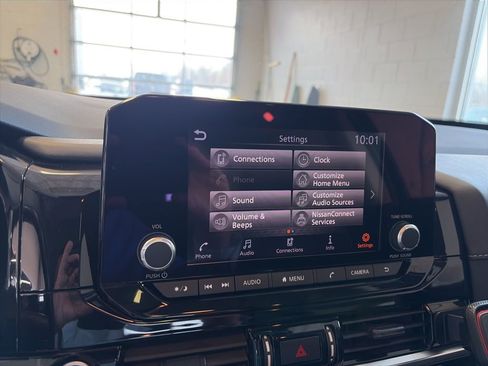 Used 2023 Nissan Pathfinder SV w/ Cargo Package image 44