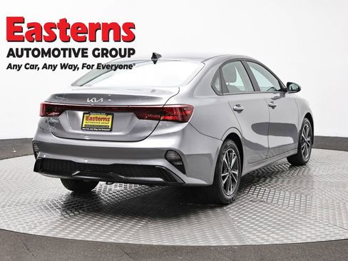 Used 2024 Kia Forte LXS image 5