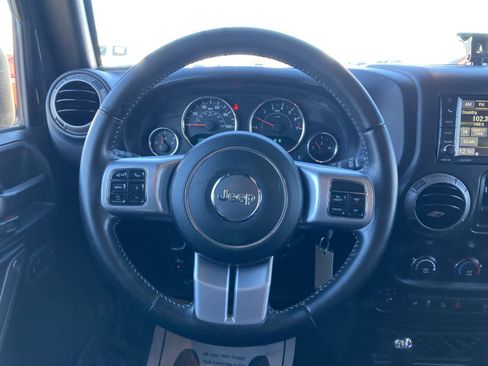 Used 2016 Jeep Wrangler Unlimited Sport image 16