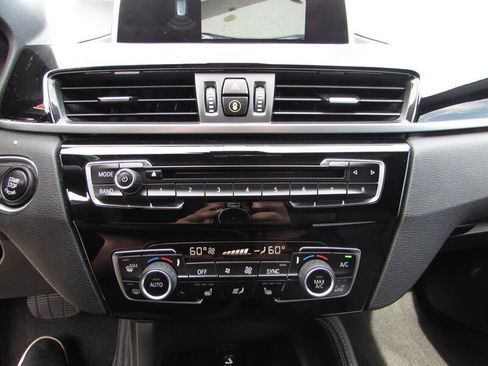 Used 2019 BMW X1 sDrive28i w/ Convenience Package FWD image 20