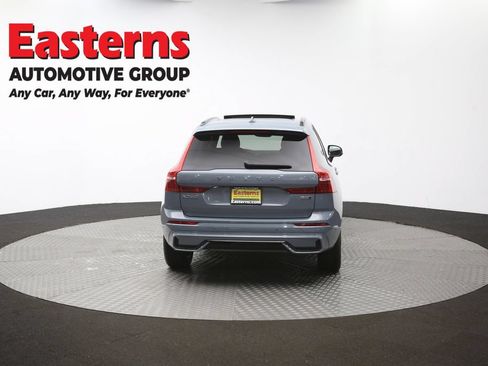 Used 2023 Volvo XC60 B5 Plus AWD/4WD image 42