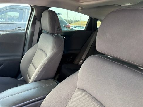 Used 2022 Chevrolet Malibu LT FWD image 15