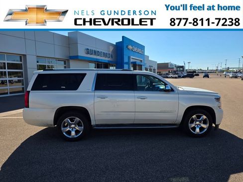 Used 2015 Chevrolet Suburban LTZ AWD/4WD image 6