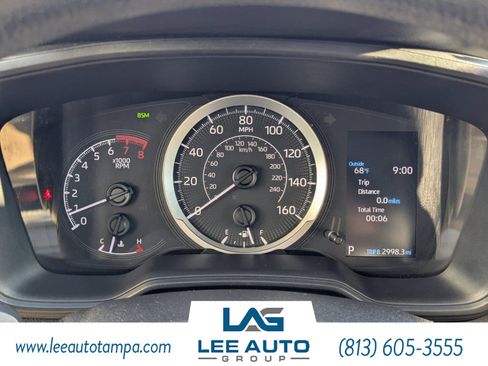 Used 2021 Toyota Corolla LE w/ LE Convenience Package image 24