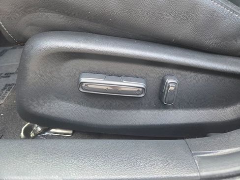 Used 2019 Honda Insight Touring image 10