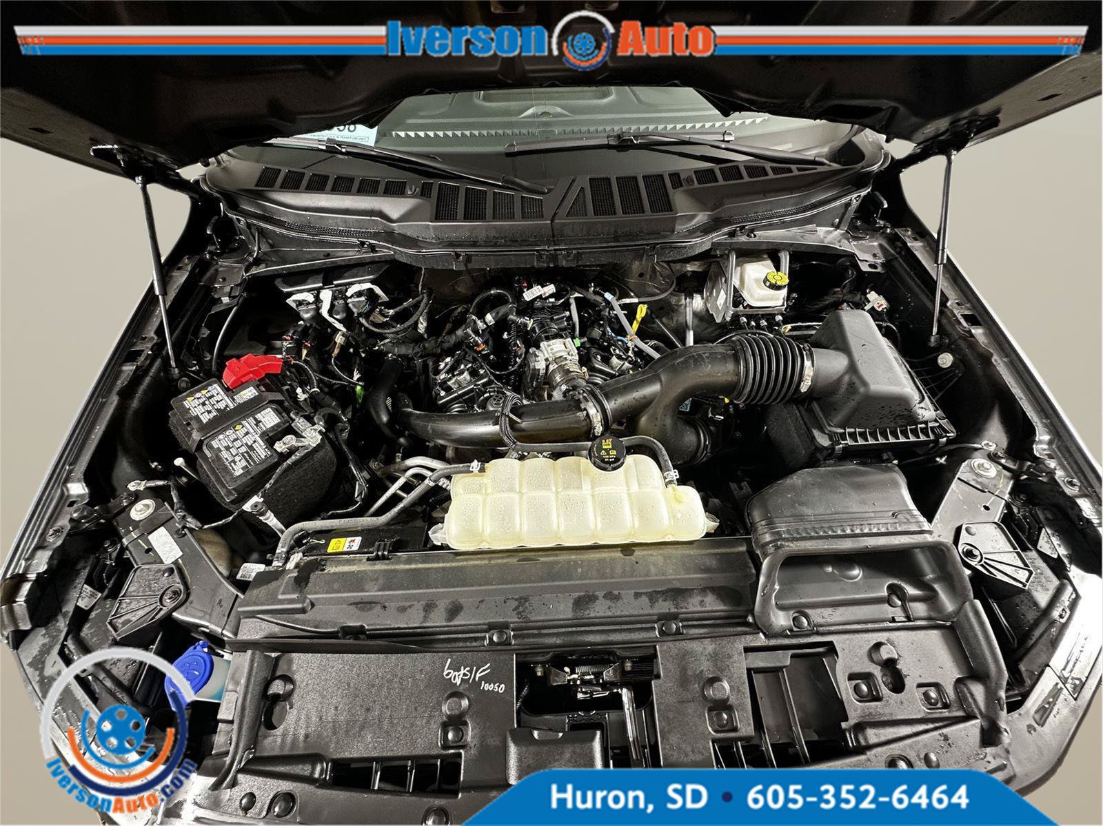 Used 2025 Ford F150 STX w/ Equipment Group 201A FX4 AWD/4WD image 3
