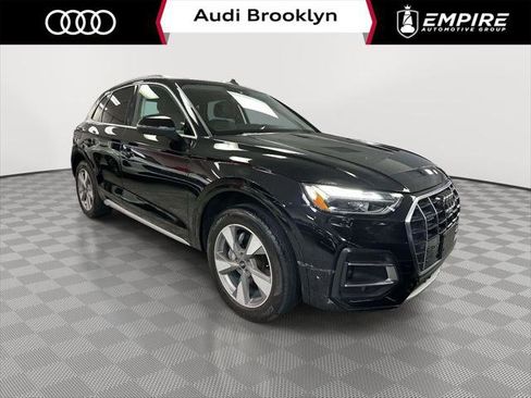 Used 2023 Audi Q5 2.0T Premium Plus w/ Premium Plus Package AWD/4WD image 1