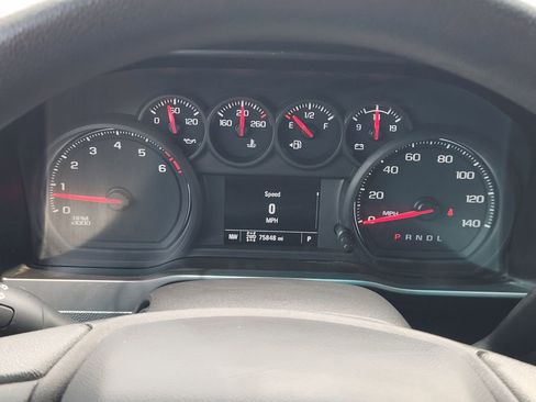 Used 2020 Chevrolet Silverado 1500 Custom w/ Custom Value Package AWD/4WD image 15