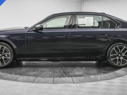 Used 2024 BMW 760i xDrive w/ Premium Package 2