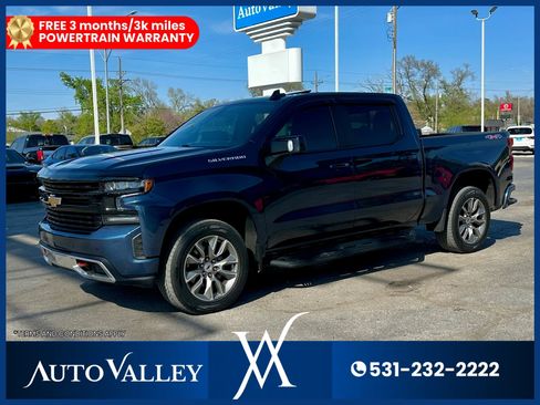 Used 2021 Chevrolet Silverado 1500 RST w/ Convenience Package II image 3