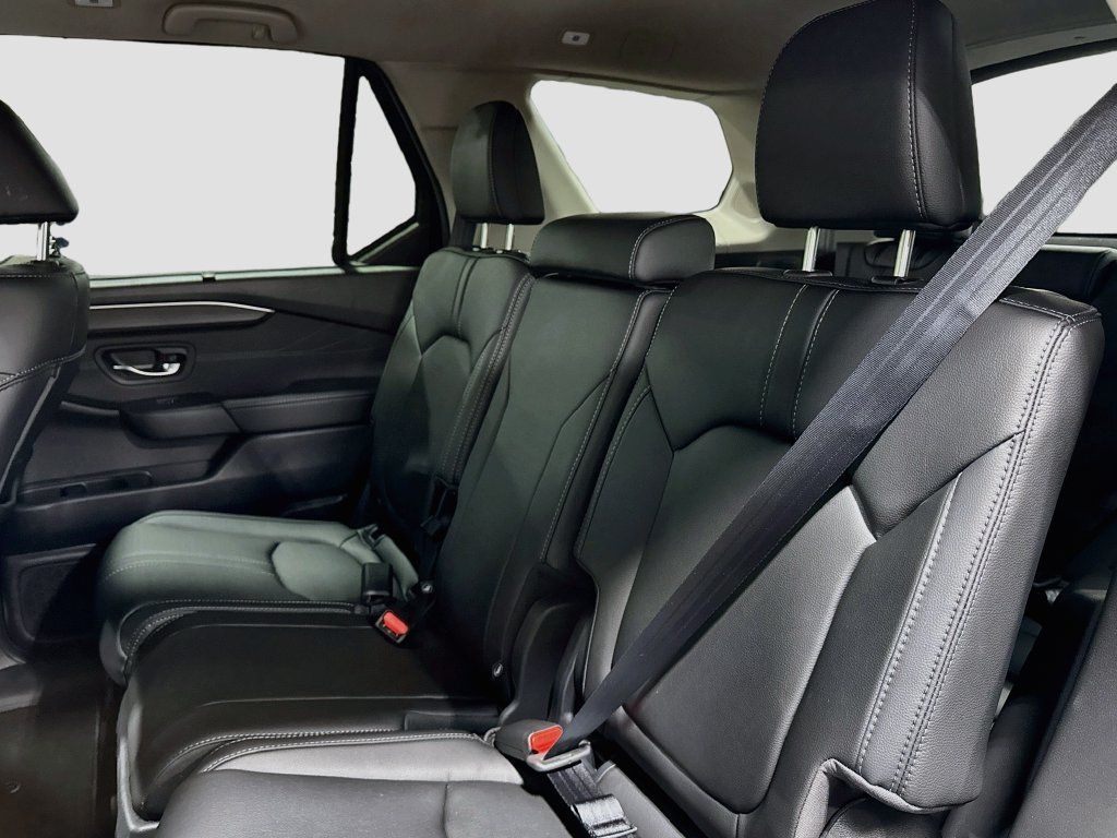 New 2026 Honda Pilot Touring image 27