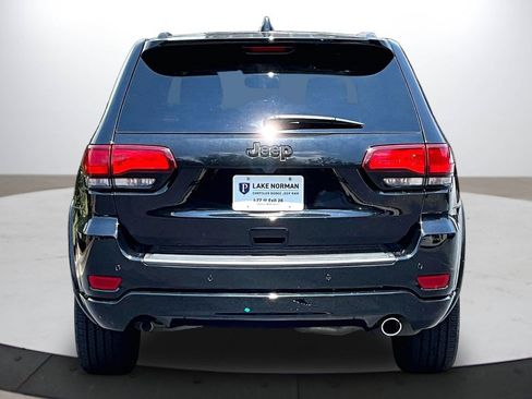 Certified 2018 Jeep Grand Cherokee Altitude AWD/4WD image 8