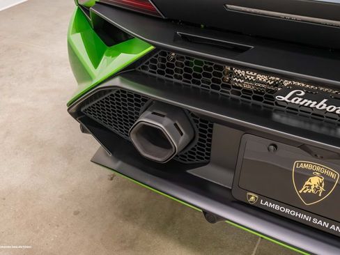 Used 2024 Lamborghini Huracan Tecnica RWD image 21